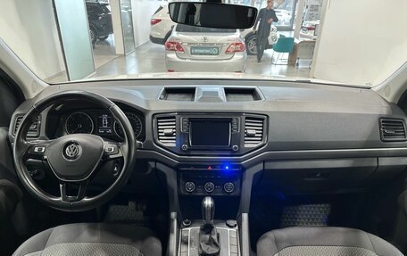 Volkswagen Amarok I рестайлинг, 2017 год, 3 699 900 рублей, 6 фотография