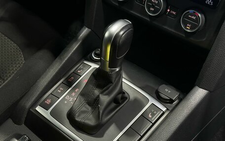 Volkswagen Amarok I рестайлинг, 2017 год, 3 699 900 рублей, 10 фотография