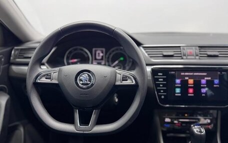 Skoda Superb III рестайлинг, 2021 год, 1 900 012 рублей, 8 фотография