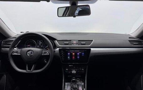 Skoda Superb III рестайлинг, 2021 год, 1 900 012 рублей, 11 фотография