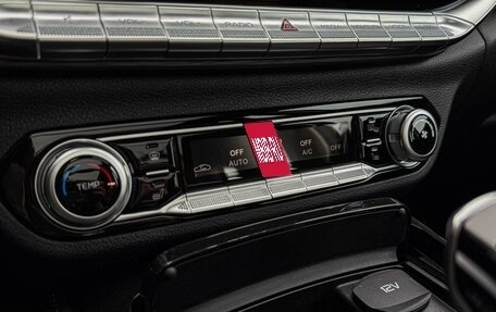 FAW Bestune T77, 2023 год, 2 099 000 рублей, 13 фотография