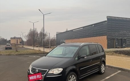 Volkswagen Touran III, 2008 год, 690 000 рублей, 4 фотография