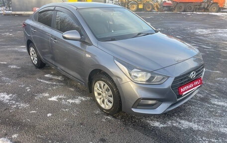 Hyundai Solaris II рестайлинг, 2018 год, 1 390 000 рублей, 4 фотография