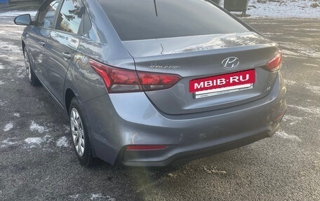Hyundai Solaris II рестайлинг, 2018 год, 1 390 000 рублей, 5 фотография
