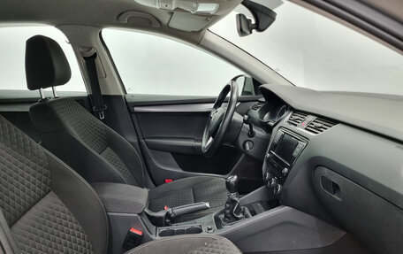 Skoda Octavia, 2017 год, 1 405 000 рублей, 11 фотография