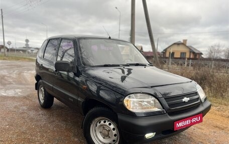 Chevrolet Niva I рестайлинг, 2008 год, 357 000 рублей, 1 фотография