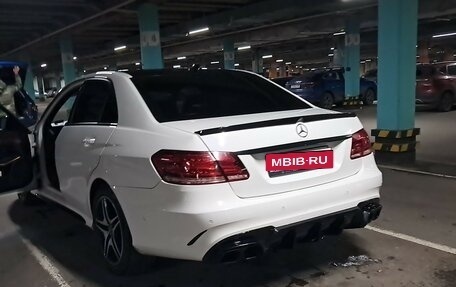 Mercedes-Benz E-Класс, 2013 год, 2 150 000 рублей, 11 фотография