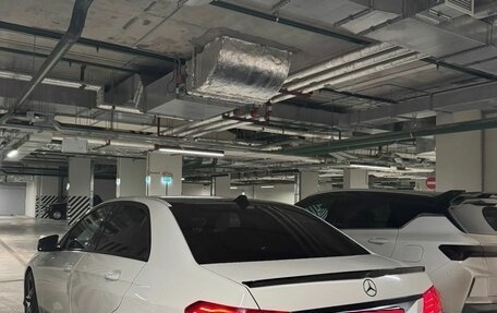 Mercedes-Benz E-Класс, 2013 год, 2 150 000 рублей, 4 фотография