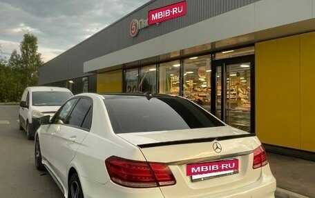 Mercedes-Benz E-Класс, 2013 год, 2 150 000 рублей, 2 фотография