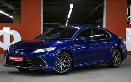 Toyota Camry, 2021 год, 3 498 000 рублей, 1 фотография