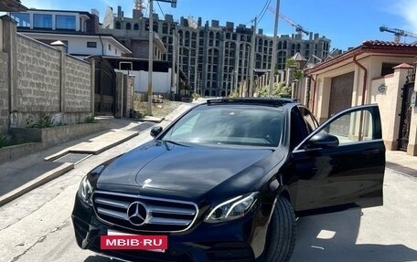 Mercedes-Benz E-Класс, 2016 год, 3 200 000 рублей, 5 фотография