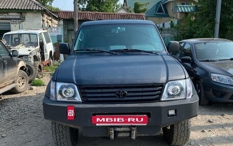 Toyota Land Cruiser Prado 90 рестайлинг, 2000 год, 1 099 999 рублей, 2 фотография