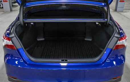 Toyota Camry, 2021 год, 3 498 000 рублей, 10 фотография