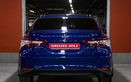 Toyota Camry, 2021 год, 3 498 000 рублей, 6 фотография