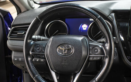 Toyota Camry, 2021 год, 3 498 000 рублей, 17 фотография