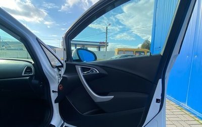 Opel Astra J, 2010 год, 700 000 рублей, 1 фотография