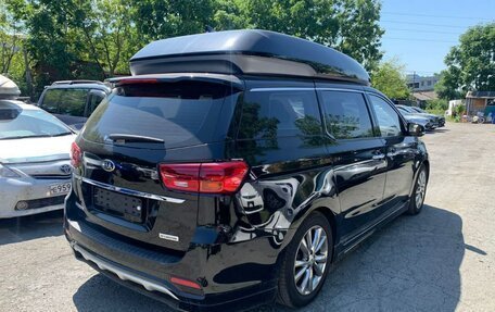 KIA Carnival III, 2019 год, 4 500 000 рублей, 5 фотография