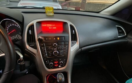 Opel Astra J, 2010 год, 700 000 рублей, 9 фотография