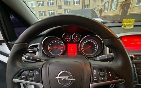 Opel Astra J, 2010 год, 700 000 рублей, 10 фотография