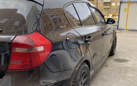 BMW 1 серия, 2005 год, 600 000 рублей, 4 фотография