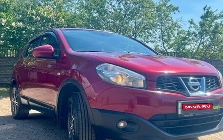 Nissan Qashqai, 2010 год, 900 000 рублей, 1 фотография