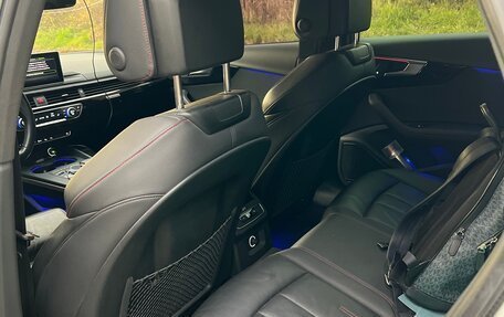 Audi A4, 2018 год, 3 200 000 рублей, 12 фотография