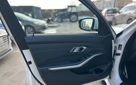 BMW 3 серия, 2020 год, 3 690 000 рублей, 20 фотография