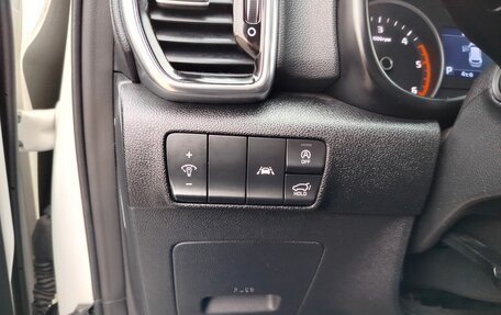 KIA Sportage IV рестайлинг, 2020 год, 2 650 000 рублей, 12 фотография