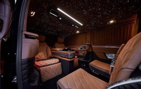 Mercedes-Benz V-Класс, 2025 год, 34 000 000 рублей, 7 фотография