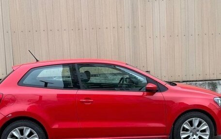 Volkswagen Polo VI (EU Market), 2010 год, 600 000 рублей, 2 фотография