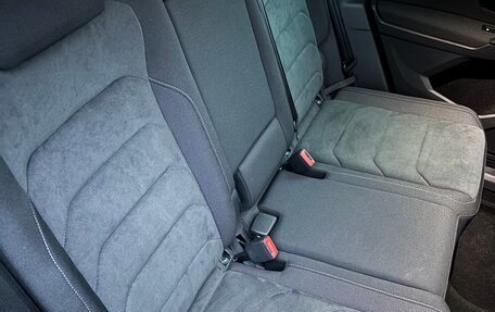 Volkswagen Tiguan II, 2018 год, 3 200 000 рублей, 10 фотография