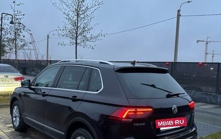 Volkswagen Tiguan II, 2018 год, 3 200 000 рублей, 5 фотография