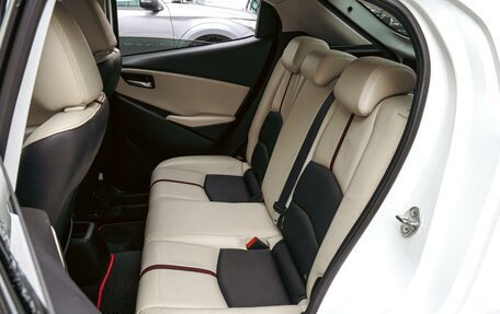 Mazda Demio IV, 2015 год, 1 210 000 рублей, 7 фотография