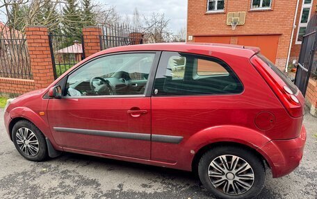 Ford Fiesta, 2006 год, 300 000 рублей, 4 фотография