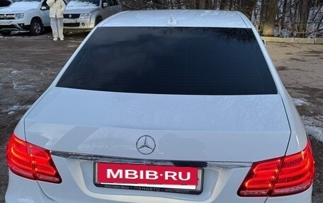 Mercedes-Benz E-Класс, 2015 год, 2 500 000 рублей, 7 фотография