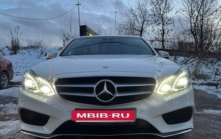 Mercedes-Benz E-Класс, 2015 год, 2 500 000 рублей, 6 фотография