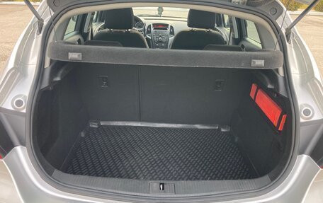 Opel Astra J, 2011 год, 865 000 рублей, 9 фотография