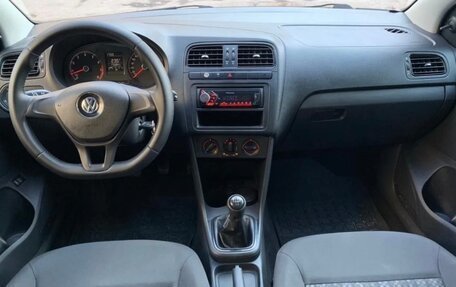 Volkswagen Polo VI (EU Market), 2018 год, 1 050 000 рублей, 2 фотография