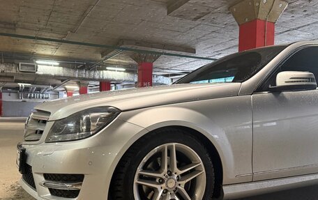 Mercedes-Benz C-Класс, 2012 год, 1 700 000 рублей, 2 фотография