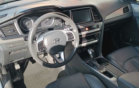 Hyundai Sonata VII, 2018 год, 2 190 000 рублей, 13 фотография