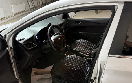 Hyundai Solaris II рестайлинг, 2017 год, 1 320 000 рублей, 11 фотография