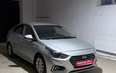 Hyundai Solaris II рестайлинг, 2017 год, 1 320 000 рублей, 3 фотография