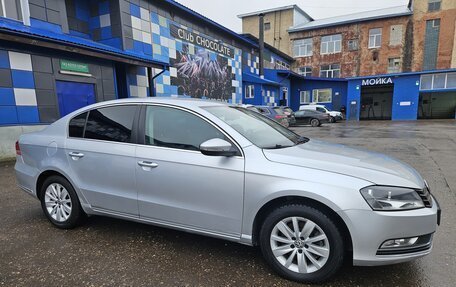 Volkswagen Passat B7, 2012 год, 880 000 рублей, 3 фотография