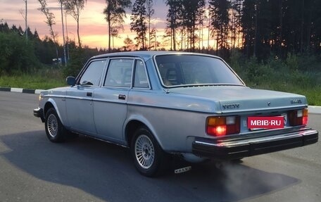 Volvo 240 Series, 1980 год, 750 000 рублей, 5 фотография