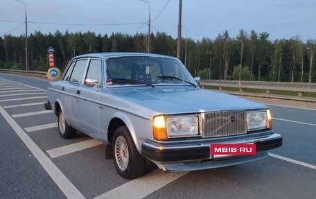 Volvo 240 Series, 1980 год, 750 000 рублей, 2 фотография
