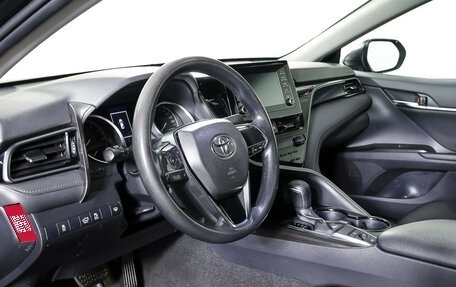 Toyota Camry, 2021 год, 2 439 000 рублей, 14 фотография