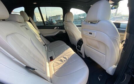 BMW X5, 2019 год, 3 600 000 рублей, 14 фотография