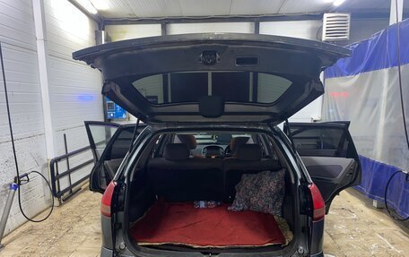 Nissan Wingroad III, 2003 год, 280 000 рублей, 13 фотография