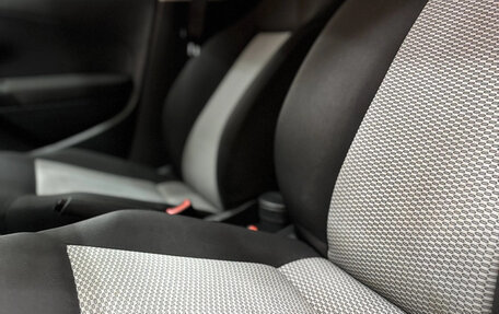 Volkswagen Polo VI (EU Market), 2010 год, 900 000 рублей, 11 фотография