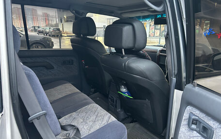 Toyota Land Cruiser Prado 90 рестайлинг, 1996 год, 900 000 рублей, 2 фотография